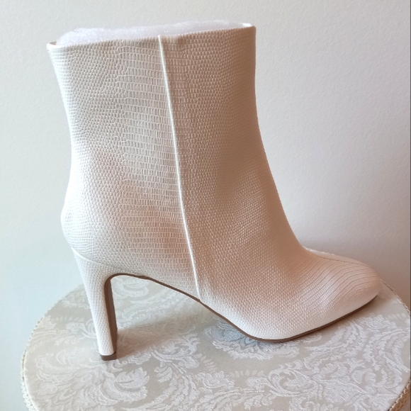 Ladies Vegan White Croc Botties - Picture 3 of 5